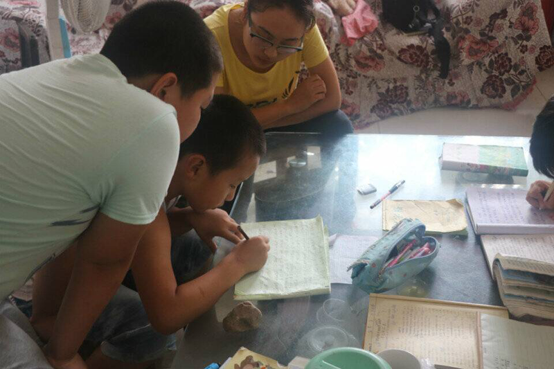 【青春建功十三五,携手共筑中国梦】教师教育学院学院“情系泗水,帮扶教育”社会实践调研 (4)